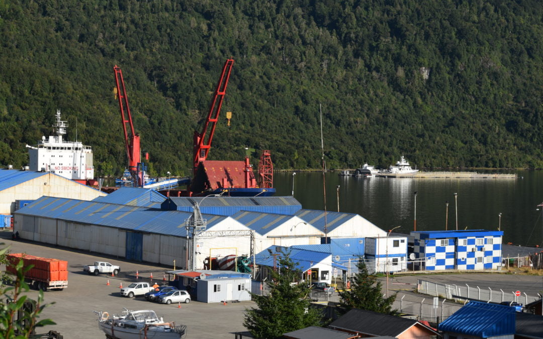 Terminales de Puerto Chacabuco han atendido más naves y más carga que en todo 2020